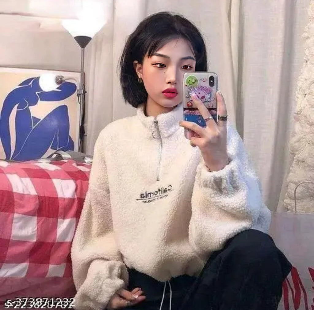 Stylish sweatshirts California for girls and women